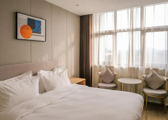 Shanghai Joyful Yard Hotel-Free Shuttle Bus To Pudong Airport And Disneyland
